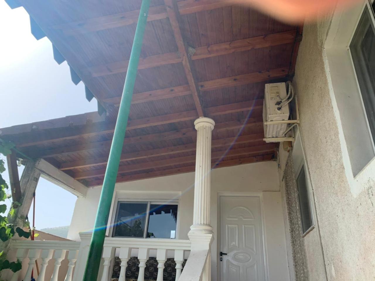 Denaj House Hotel Himare Phòng bức ảnh